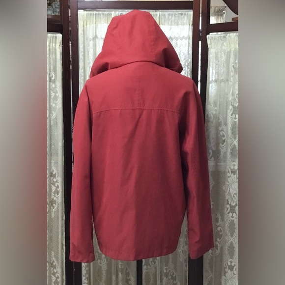 MISTY HARBOR HOODED RAIN JACKET - SZ SMALL - Picture 2 of 13